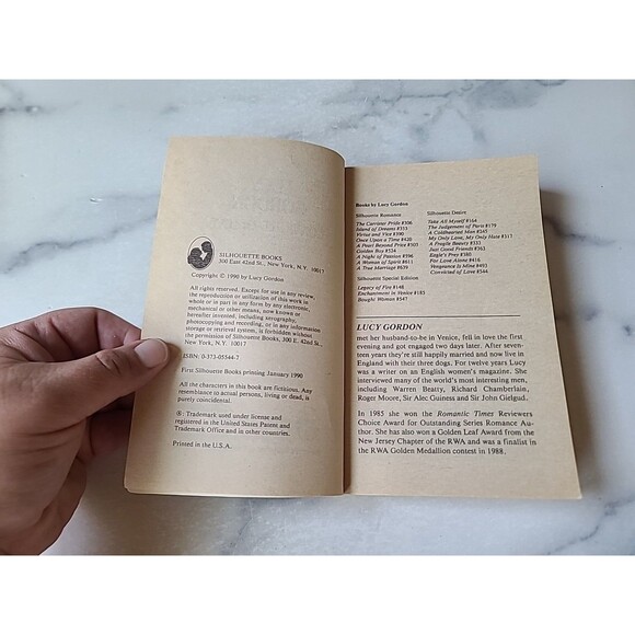 Convicted Of Love By Lucy Gordon Paperback - Picture 4 of 10